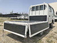 いすゞエルフダブルキャブ（Wキャブ）小型（2t・3t）[写真07]