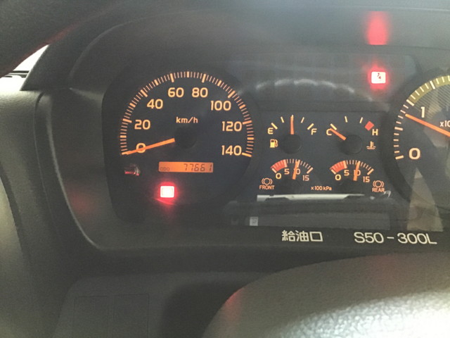 日野レンジャーユニック6段中型（4t）[写真25]