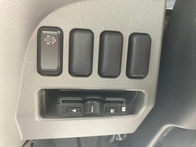 三菱ふそうキャンターダンプ小型（2t・3t）[写真17]