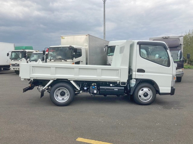 三菱ふそうキャンターダンプ小型（2t・3t）[写真08]