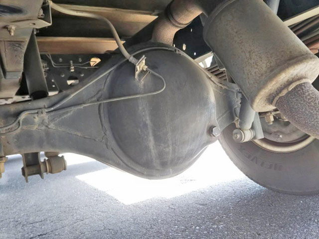 いすゞエルフ平ボディ小型（2t・3t）[写真22]