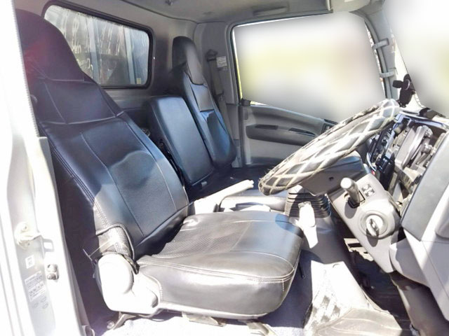 いすゞエルフ平ボディ小型（2t・3t）[写真27]