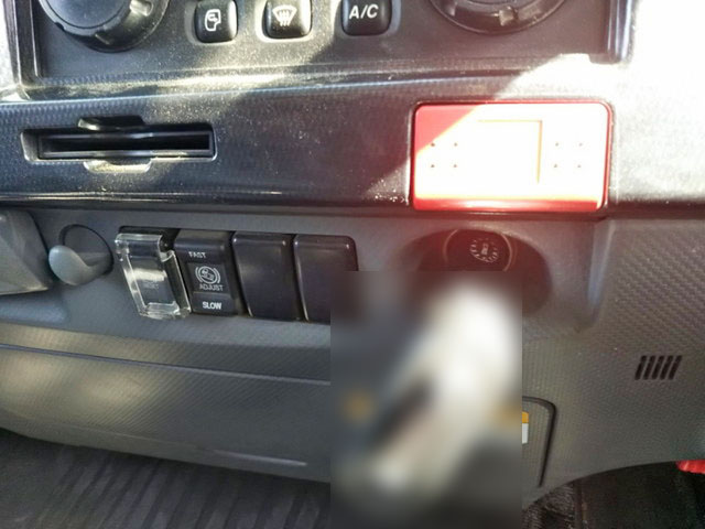 いすゞエルフ平ボディ小型（2t・3t）[写真31]