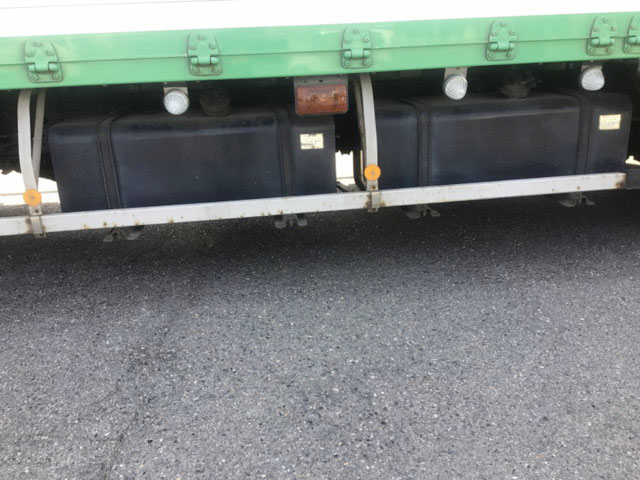 いすゞフォワードアルミウイング中型（4t）[写真11]