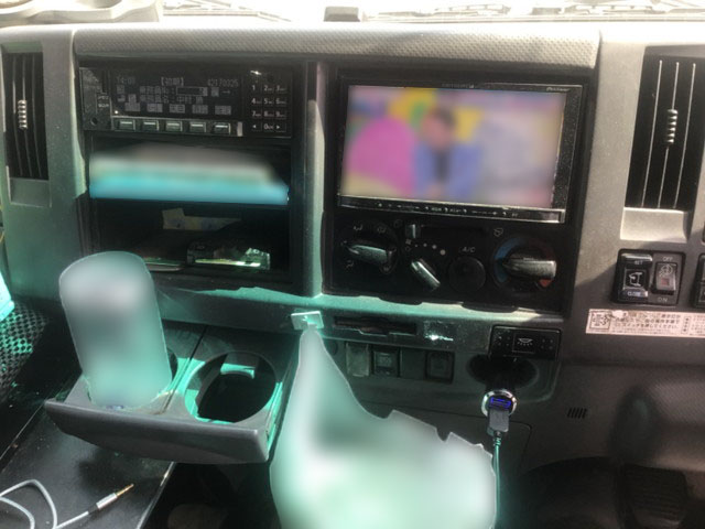 いすゞフォワードアルミウイング中型（4t）[写真22]