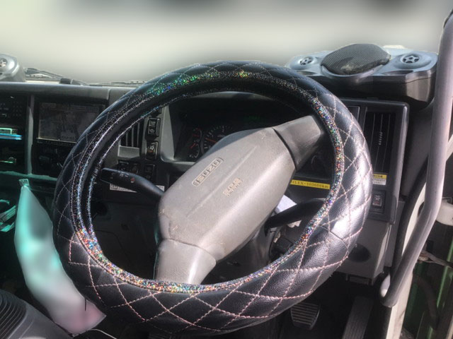 いすゞフォワードアルミウイング中型（4t）[写真24]