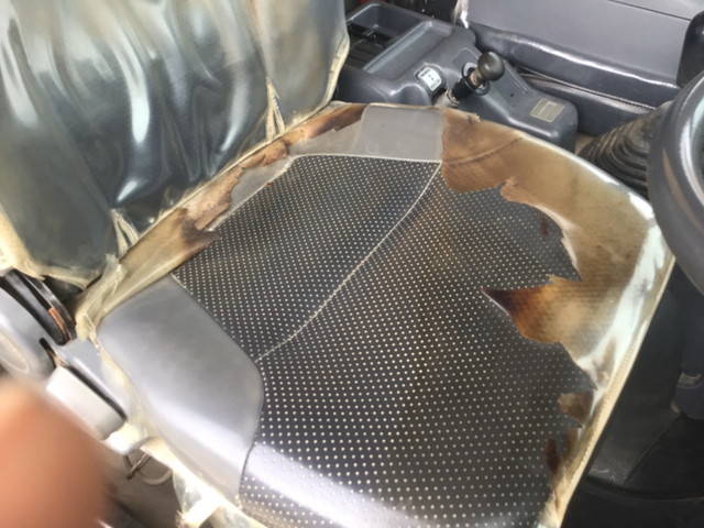 いすゞフォワードダンプ増トン（6t・8t）[写真26]