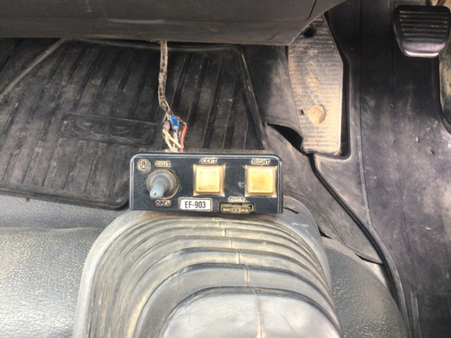 いすゞフォワードダンプ増トン（6t・8t）[写真33]