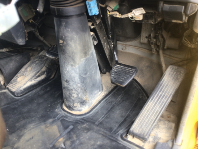 いすゞフォワードダンプ増トン（6t・8t）[写真34]