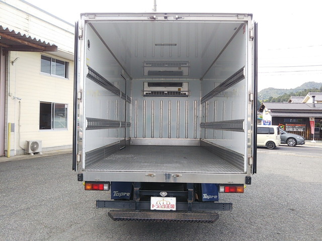 三菱ふそうキャンター冷凍車（冷蔵車）小型（2t・3t）[写真13]