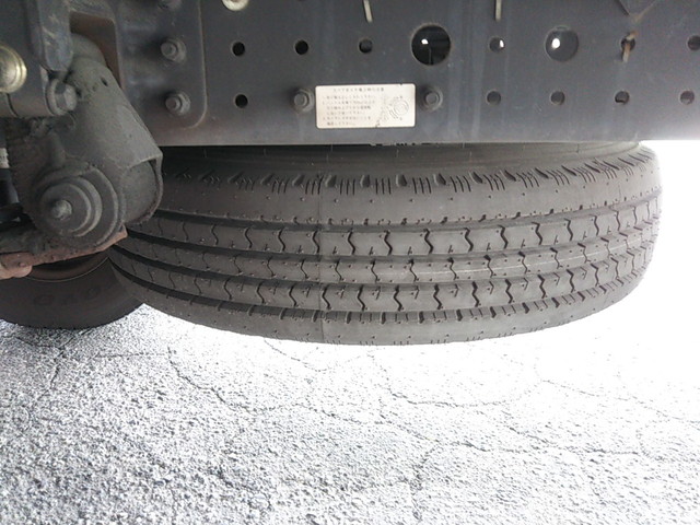 三菱ふそうキャンター冷凍車（冷蔵車）小型（2t・3t）[写真22]