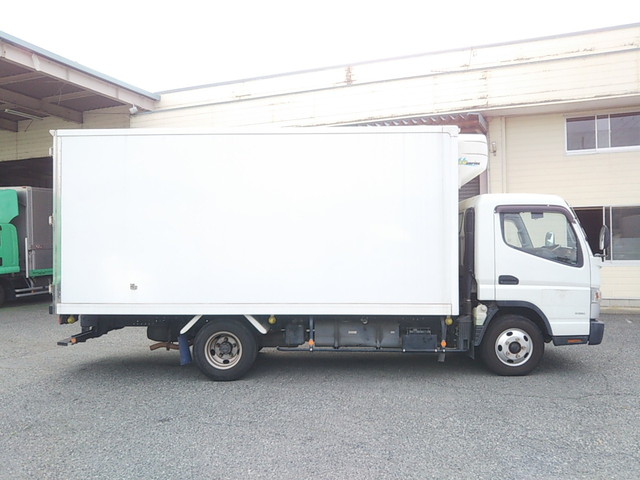 三菱ふそうキャンター冷凍車（冷蔵車）小型（2t・3t）[写真07]