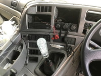 UDトラックスクオンダンプ大型（10t）[写真25]