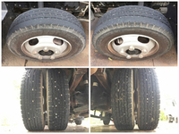 三菱ふそうキャンター平ボディ小型（2t・3t）[写真18]