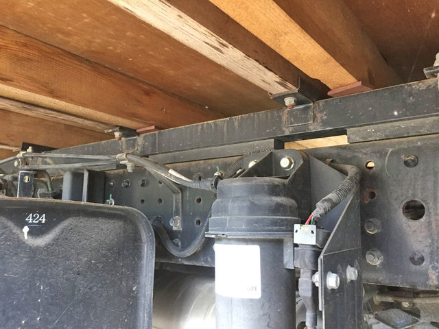 三菱ふそうキャンター平ボディ小型（2t・3t）[写真22]