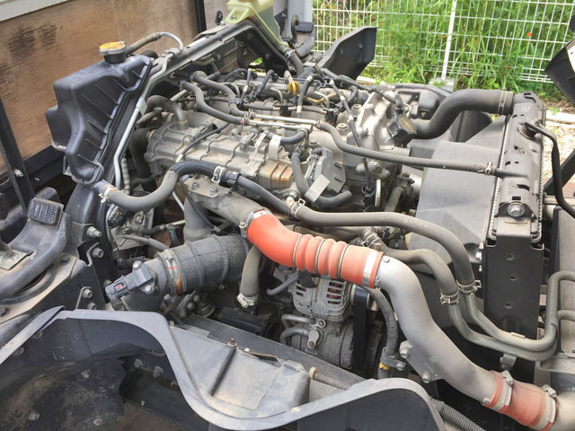 三菱ふそうキャンター平ボディ小型（2t・3t）[写真25]