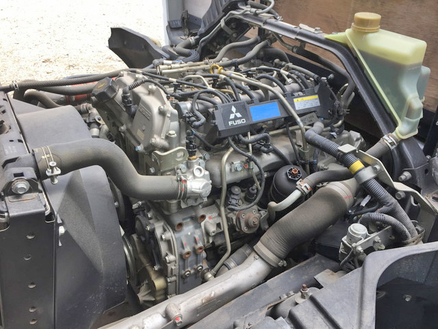 三菱ふそうキャンター平ボディ小型（2t・3t）[写真26]