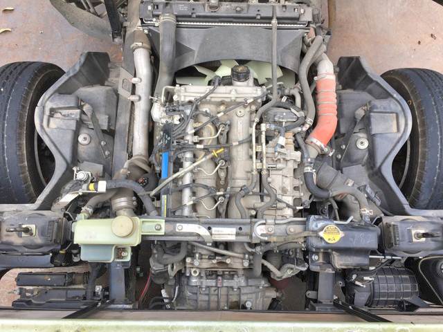 三菱ふそうキャンター平ボディ小型（2t・3t）[写真27]