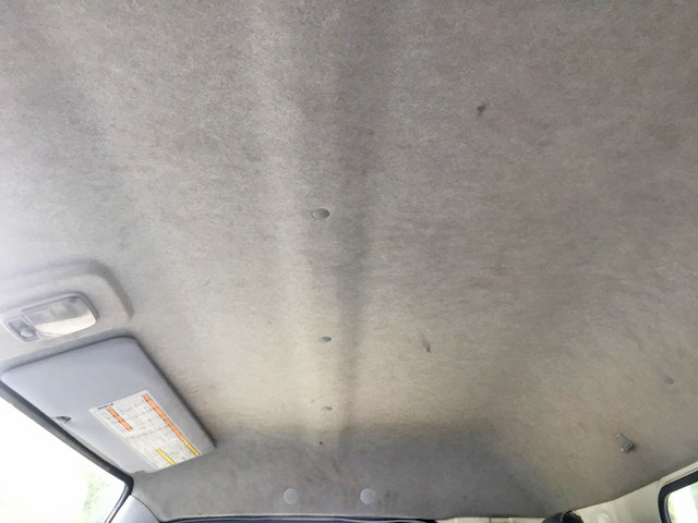 三菱ふそうキャンター平ボディ小型（2t・3t）[写真33]