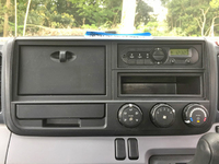 三菱ふそうキャンター平ボディ小型（2t・3t）[写真36]