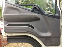 三菱ふそうキャンター平ボディ小型（2t・3t）[写真26]