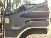 三菱ふそうキャンター平ボディ小型（2t・3t）[写真27]