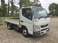 三菱ふそうキャンター平ボディ小型（2t・3t）[写真03]