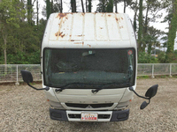 三菱ふそうキャンター平ボディ小型（2t・3t）[写真08]