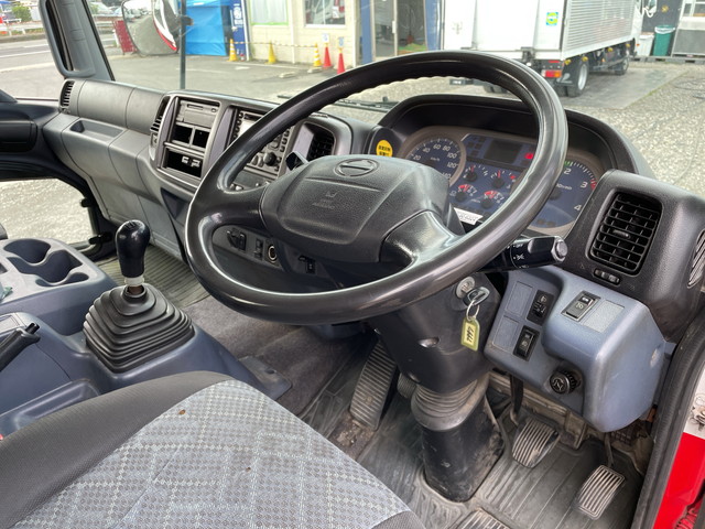 日野レンジャーキャリアカー増トン（6t・8t）[写真35]