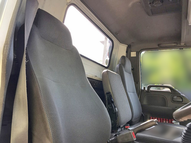 日産アトラスレッカー車小型（2t・3t）[写真32]