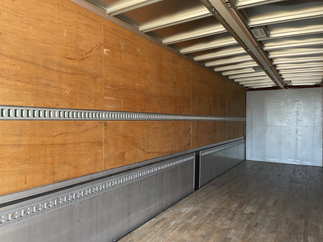 UDトラックスクオンアルミウイング大型（10t）[写真10]