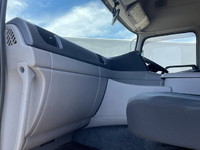 UDトラックスクオンアルミウイング大型（10t）[写真28]