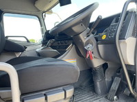 UDトラックスクオンアルミウイング大型（10t）[写真29]