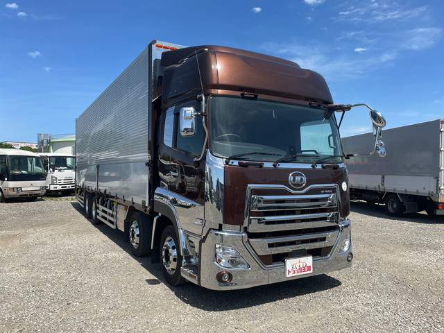 UDトラックスクオンアルミウイング大型（10t）[写真03]