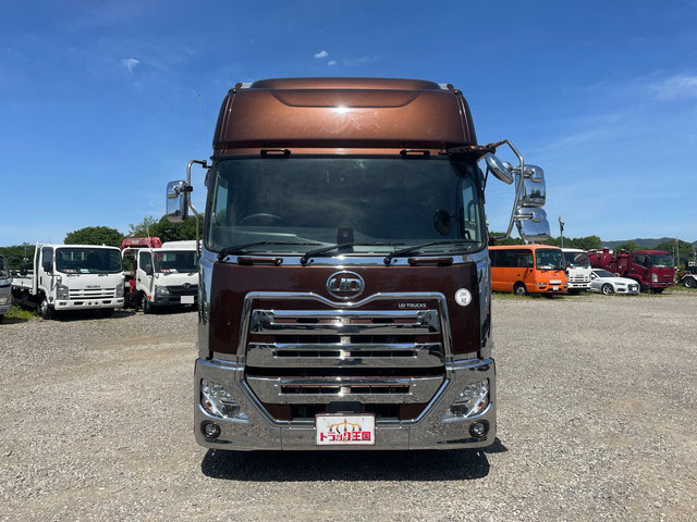 UDトラックスクオンアルミウイング大型（10t）[写真06]