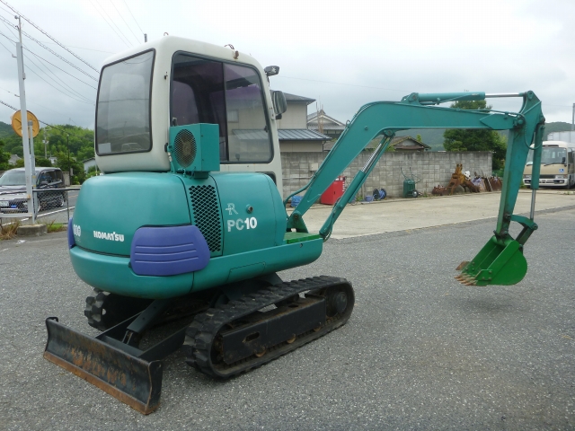 コマツミニユンボ（ミニバックホー）[写真02]