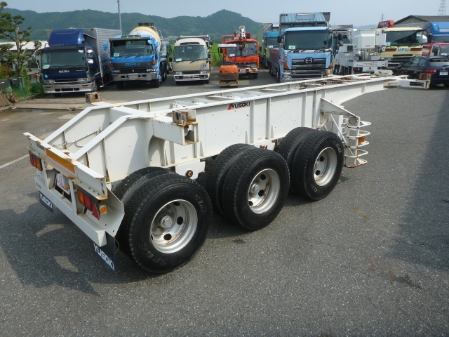 輸送機工業その他の車種トレーラー（セミトレーラー）大型（10t）[写真02]