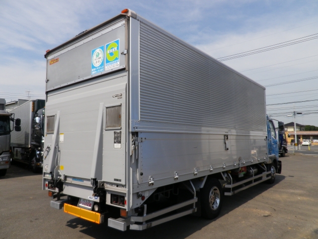 三菱ふそうファイターアルミウイング中型（4t）[写真02]
