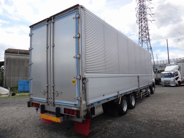 日野プロフィアアルミウイング大型（10t）[写真02]