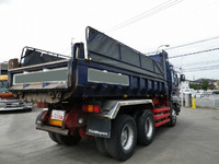 いすゞギガダンプ大型（10t）[写真02]