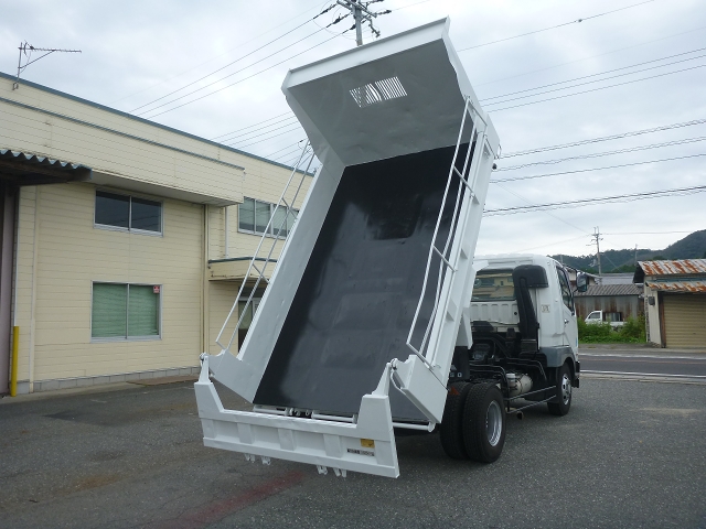 三菱ふそうファイターダンプ中型（4t）[写真02]