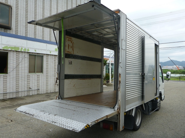 日産アトラスアルミバン小型（2t・3t）[写真02]