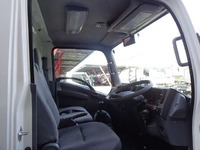 いすゞエルフアルミバン小型（2t・3t）[写真11]