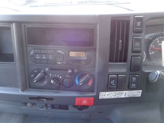 いすゞエルフアルミバン小型（2t・3t）[写真12]