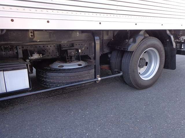 いすゞエルフアルミバン小型（2t・3t）[写真09]