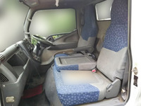 三菱ふそうキャンター平ボディ小型（2t・3t）[写真19]