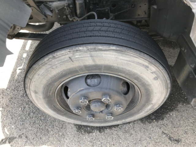 日野レンジャー平ボディ中型（4t）[写真14]