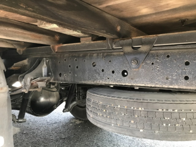 日野レンジャー平ボディ中型（4t）[写真16]