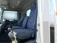 日野レンジャー平ボディ中型（4t）[写真25]