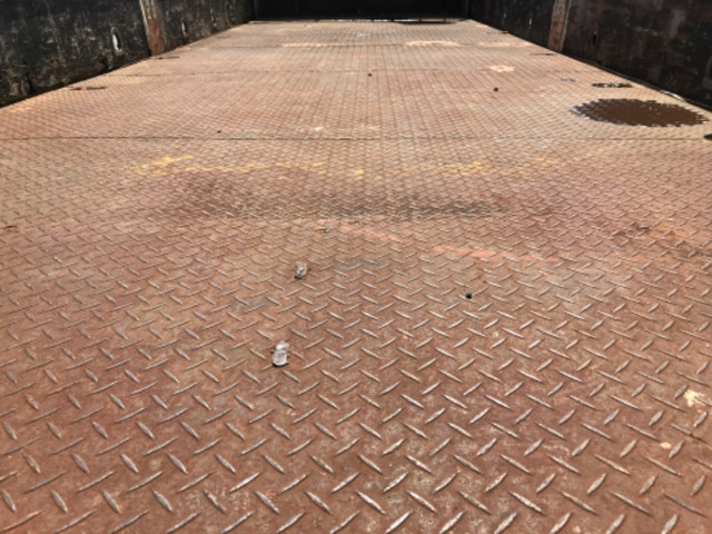 日野レンジャー平ボディ中型（4t）[写真09]